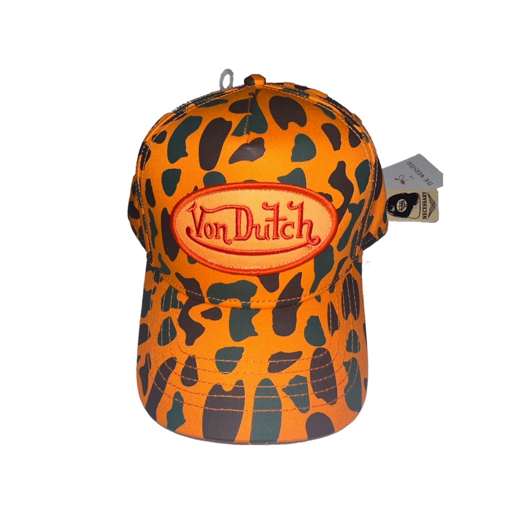 NWT VON DUTCH CAMO TRUCKER 242